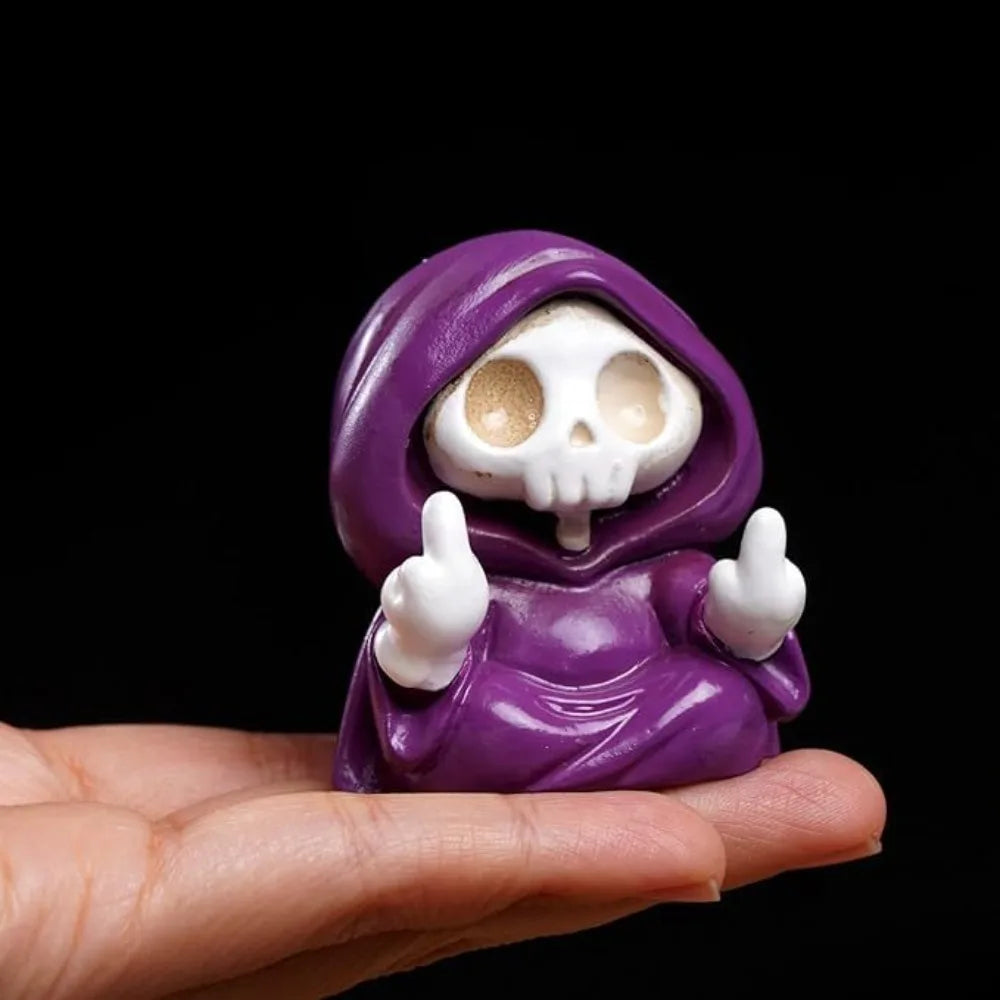 Grim Reaper Resin Figurine – Purple Cloak Ghost Statue for Halloween Home Decor, Party Gift, and Gothic Collectible, 1PC