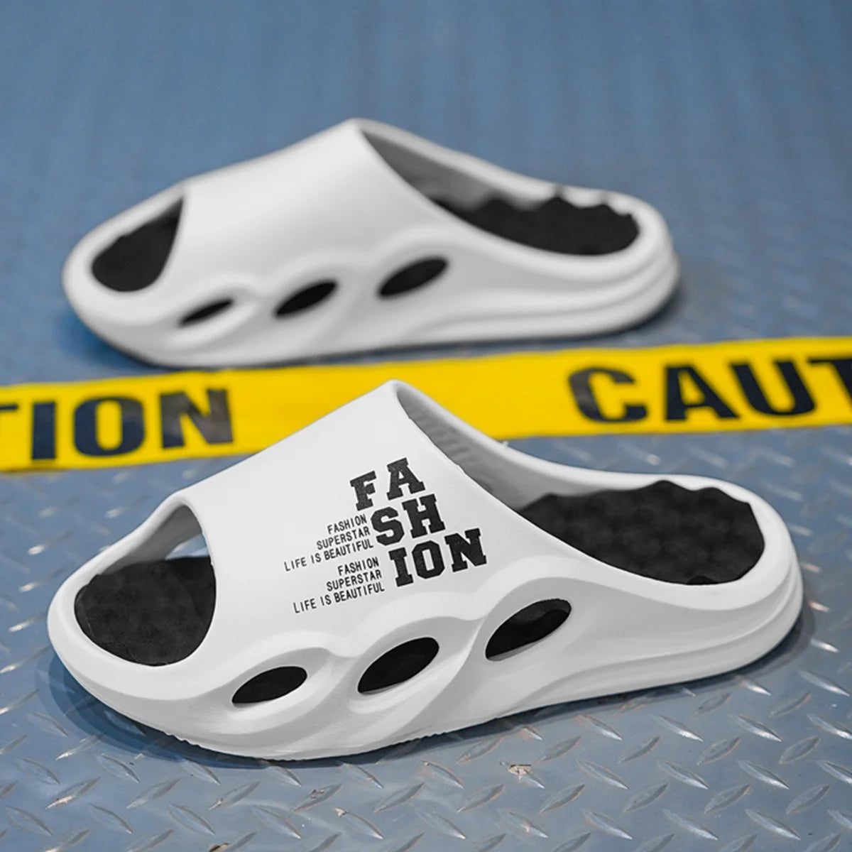 Men’s Fashion Massage Slippers – Indoor & Outdoor Summer Sandals, Thick Sole Non-Slip Flip Flop Slides