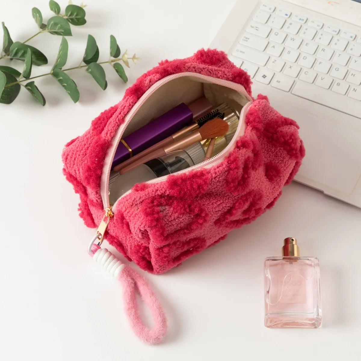 Ins Sweet Plush Makeup Bag – Large Capacity Cute Cosmetic & Toiletries Storage, Portable Travel Bag