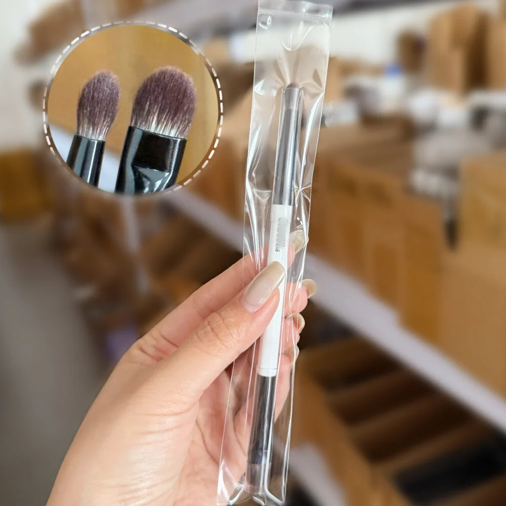 F4 Dual-Ended Makeup Brush – Foundation, Powder, Blush, Contour & Eyeshadow Concealer Brush