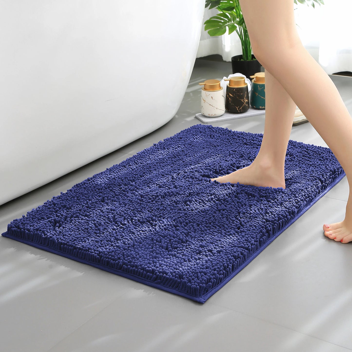 Chenille Long-Haired Bath Mat – Absorbent Bathroom Floor Mat for Tub, Living Room, and Entrance Foot Pad