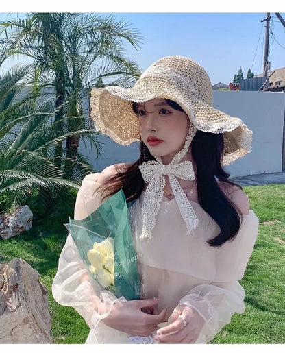 Women’s Wide Brim Sun Hat – Large Foldable Summer Straw Hat with UV Protection for Beach & Outdoor Use