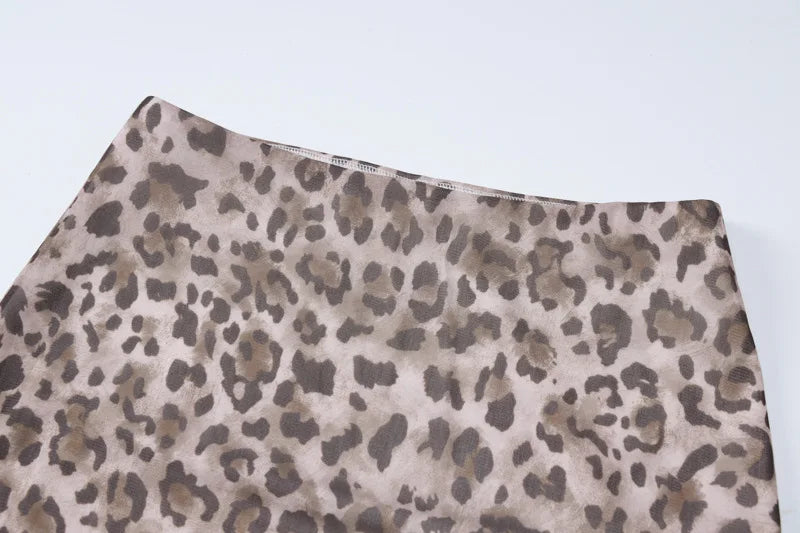Women’s Tulle Leopard Print Off-Shoulder Top – Summer Casual Bandeau Blouse with Straight-Cut Neckline