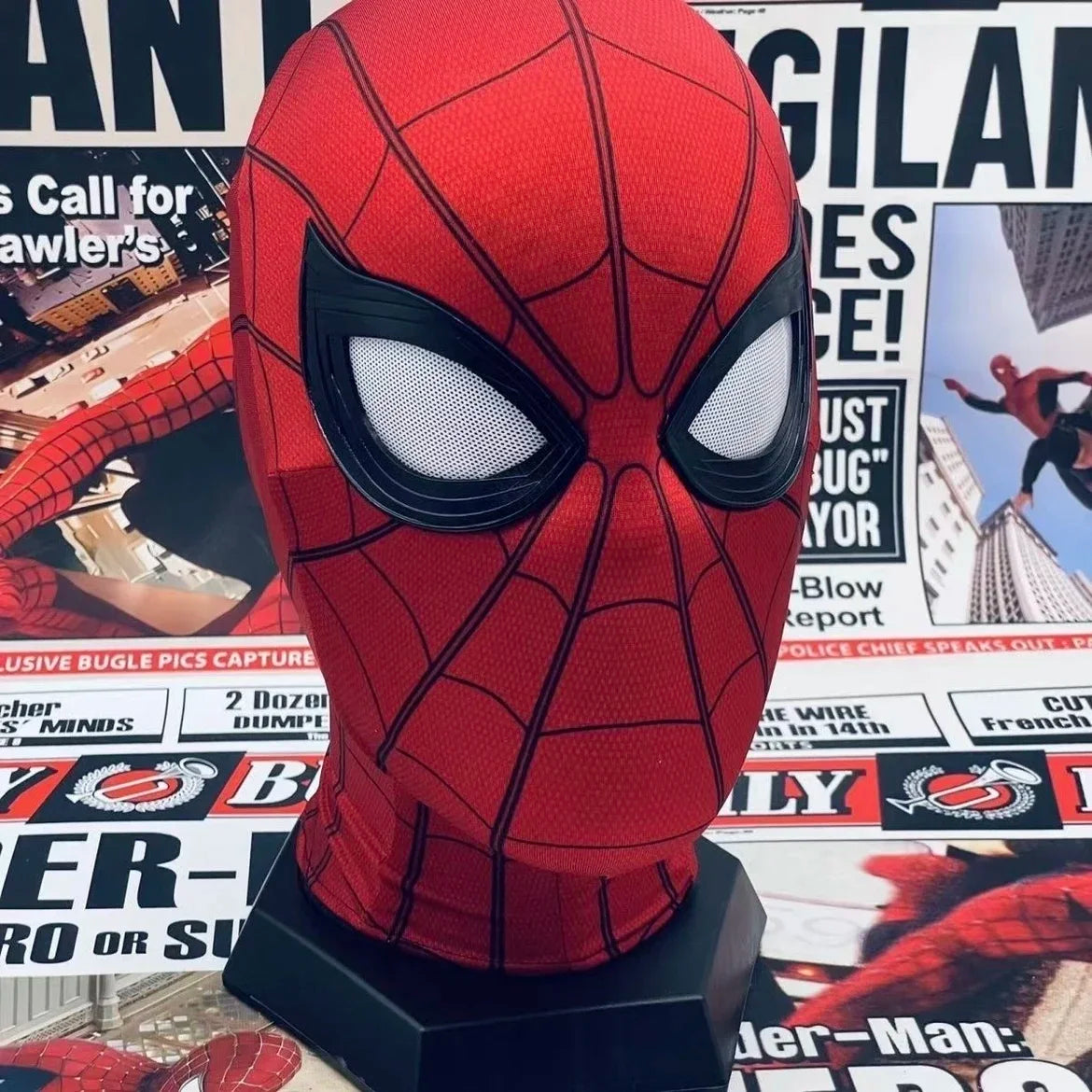 Remote Control Spiderman Mask: Movable Eyes, Peter Parker Halloween Cosplay Costume - Spandex Fabric Material