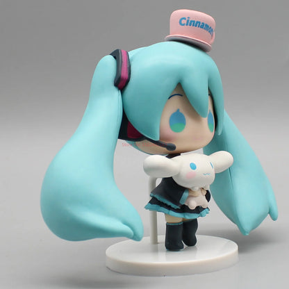 Hatsune Miku Anime Figurine – Holding Cinnamoroll, Bean-Eyed Kawaii Action Figure, Tabletop Decoration & Toy Gift for Children