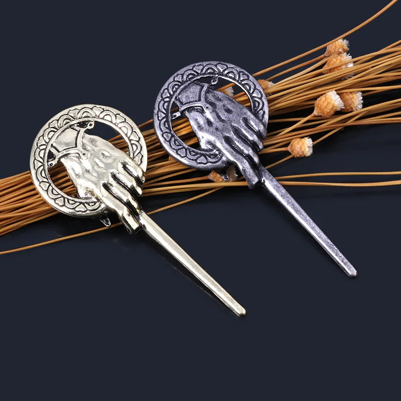 Hand of the King Brooch Badge – Song of Ice & Fire Inspired Vintage Punk Finger Fist Pin Jewelry for Men & Women Cosplay Fan Gift