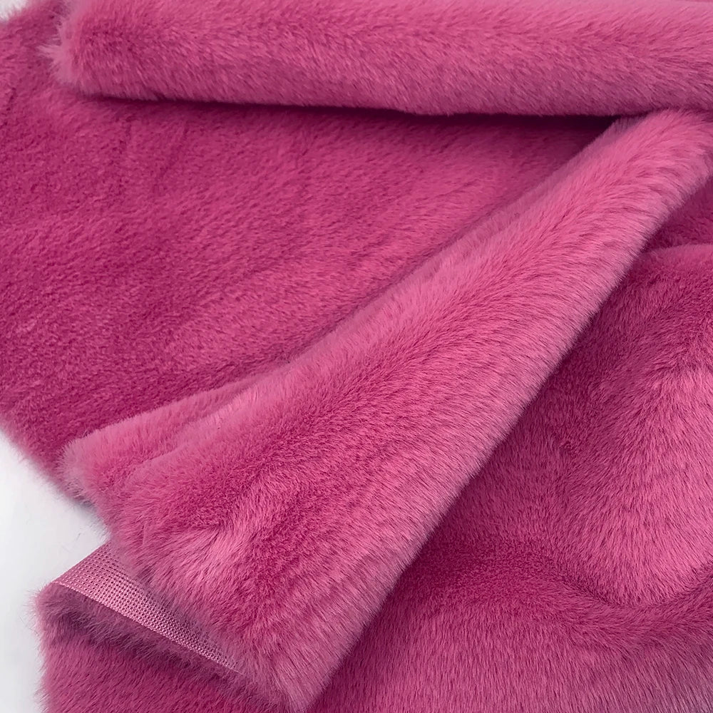Sewbato Super Soft Artificial Rabbit Fur Fabric – 50x50cm Plush DIY Garment & Craft Material