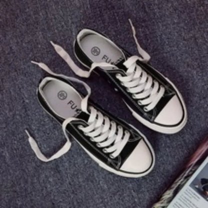 Low-Top Vulcanized Canvas Sneakers for Women - Black Platform Tennis Shoes, Classic Student and Couples Skateboard Flats
