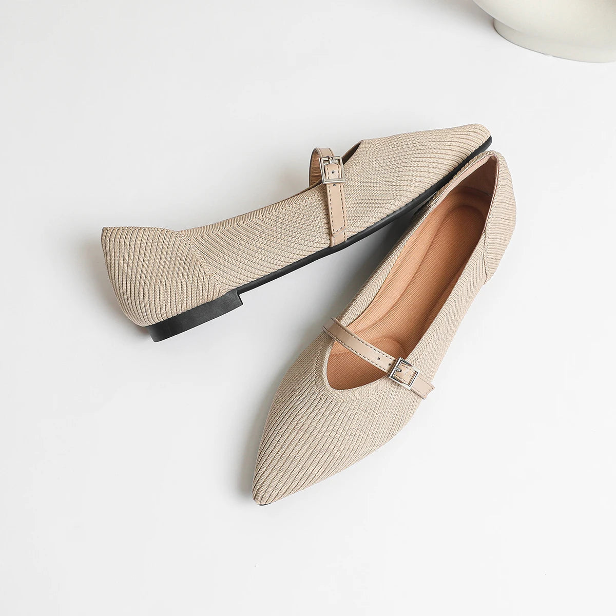 2024 Women's Flat Shoes – Pointed Toe Soft Knitted Sole, Breathable & Comfortable Spring and Autumn New Model