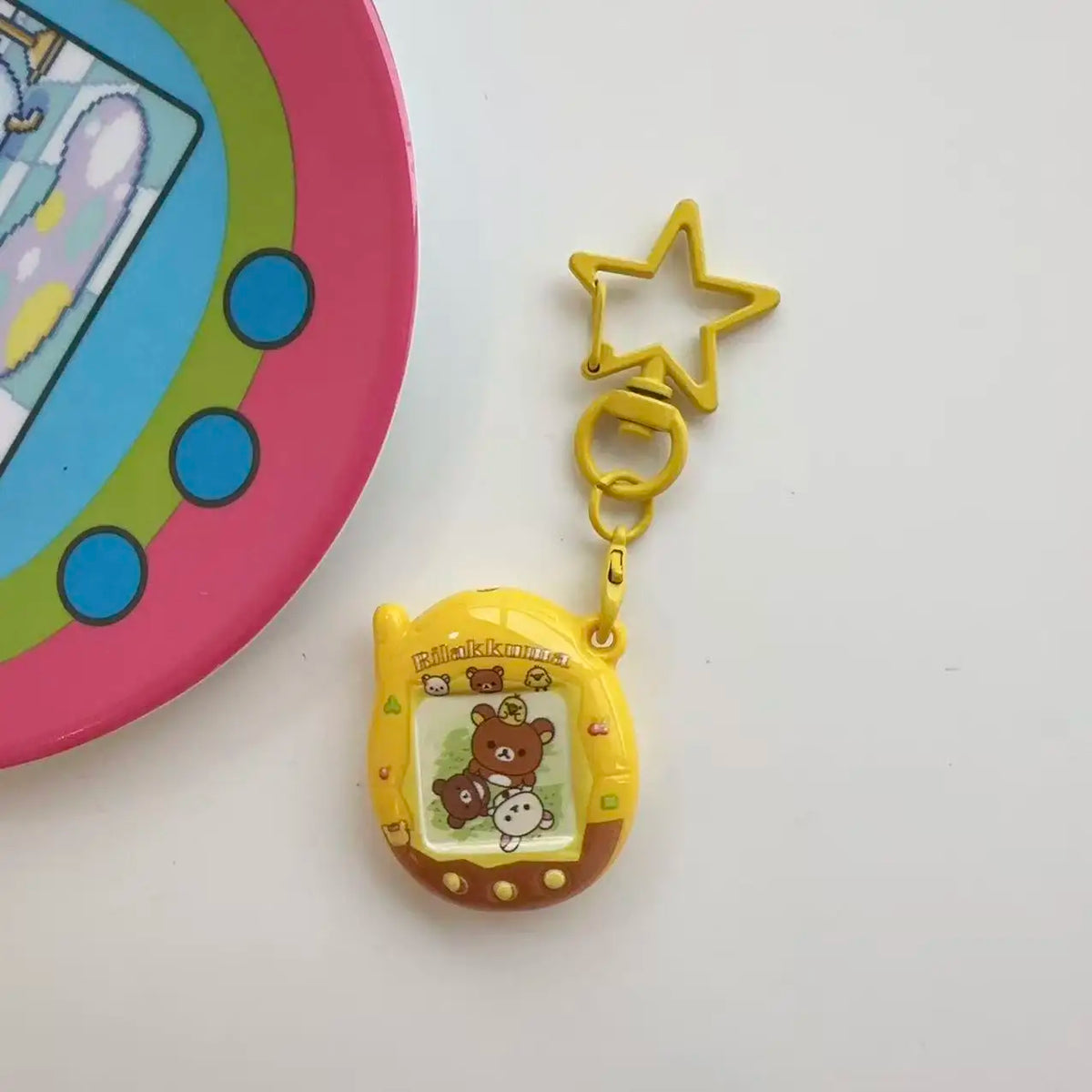 Tamagotchi Mini Cartoon Keychain - Cute Virtual Pet Pendant for Phones, Bags and Gaming Accessories
