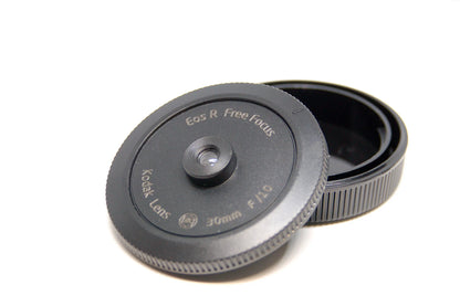 EF-M RF LM L39 M4/3 FX E-Mount Pan-Focus 30mm f/10 Free Focus Lens — Playful Street & Vintage Film Style for Mirrorless Cameras