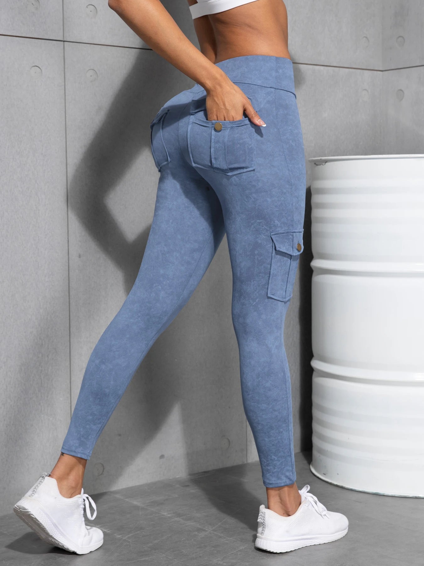 CHRLEISURE Women’s Seamless Yoga Pants – High-Waist Hip-Lifting Leggings with Pockets, Slim Elastic Gym & Fitness Wear