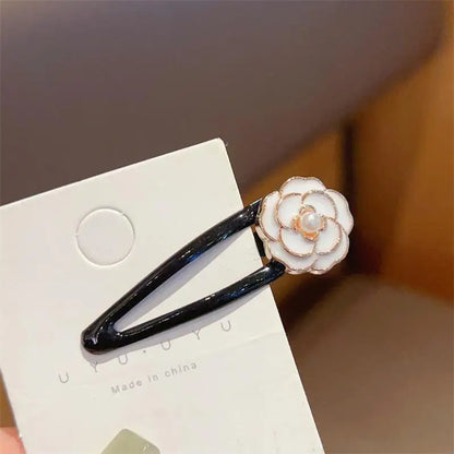 Elegant Camellia Hair Clips - 2/6PCS Floral Barrettes for Side Bangs & Stylish Hairstyles