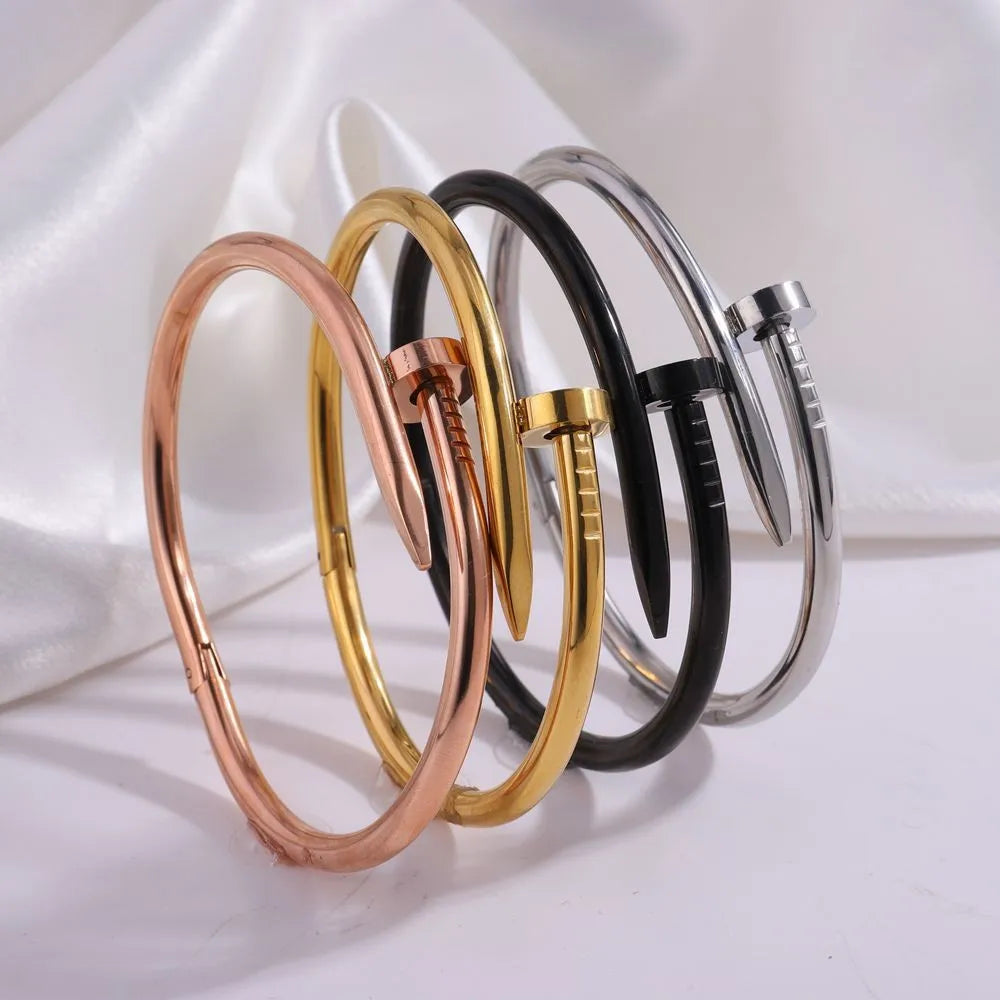 Women's Fashion Stainless Steel Waterproof Luxury Bracelet – Stylish Jewelry for Date, Party, and Festival Gifts - S090