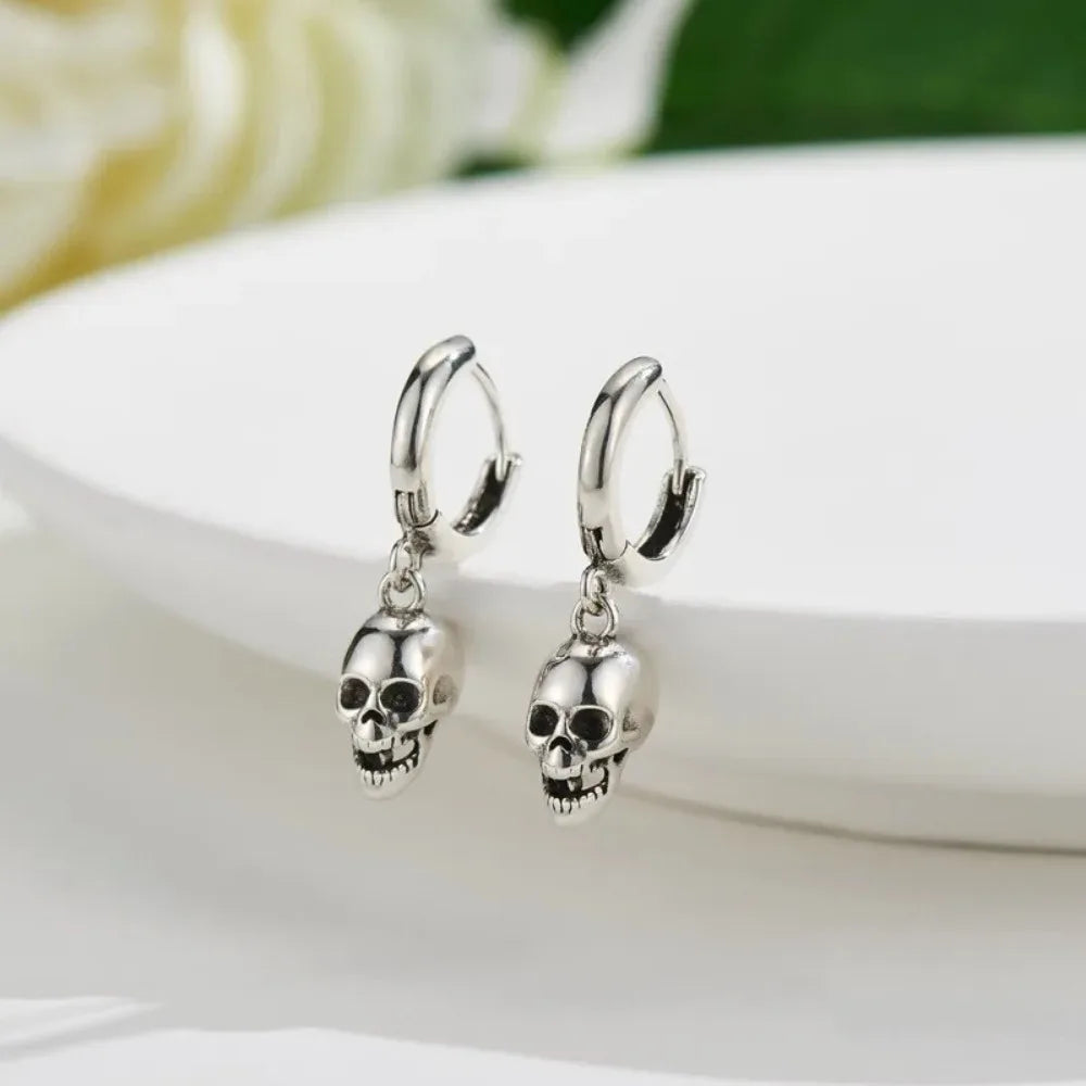 Minimalist Ghost Head Earrings for Men & Women - Retro Skull Pendant, Gothic Punk Rock Party Accessories & Gift