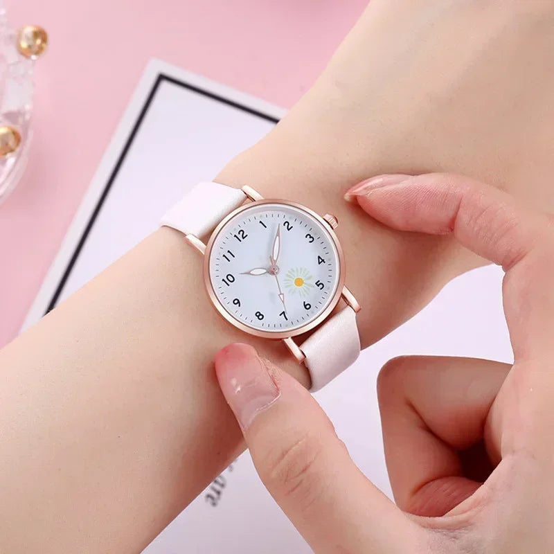 Luxury Luminous Retro Women’s Quartz Watch – Leather Strap Ladies Wristwatch