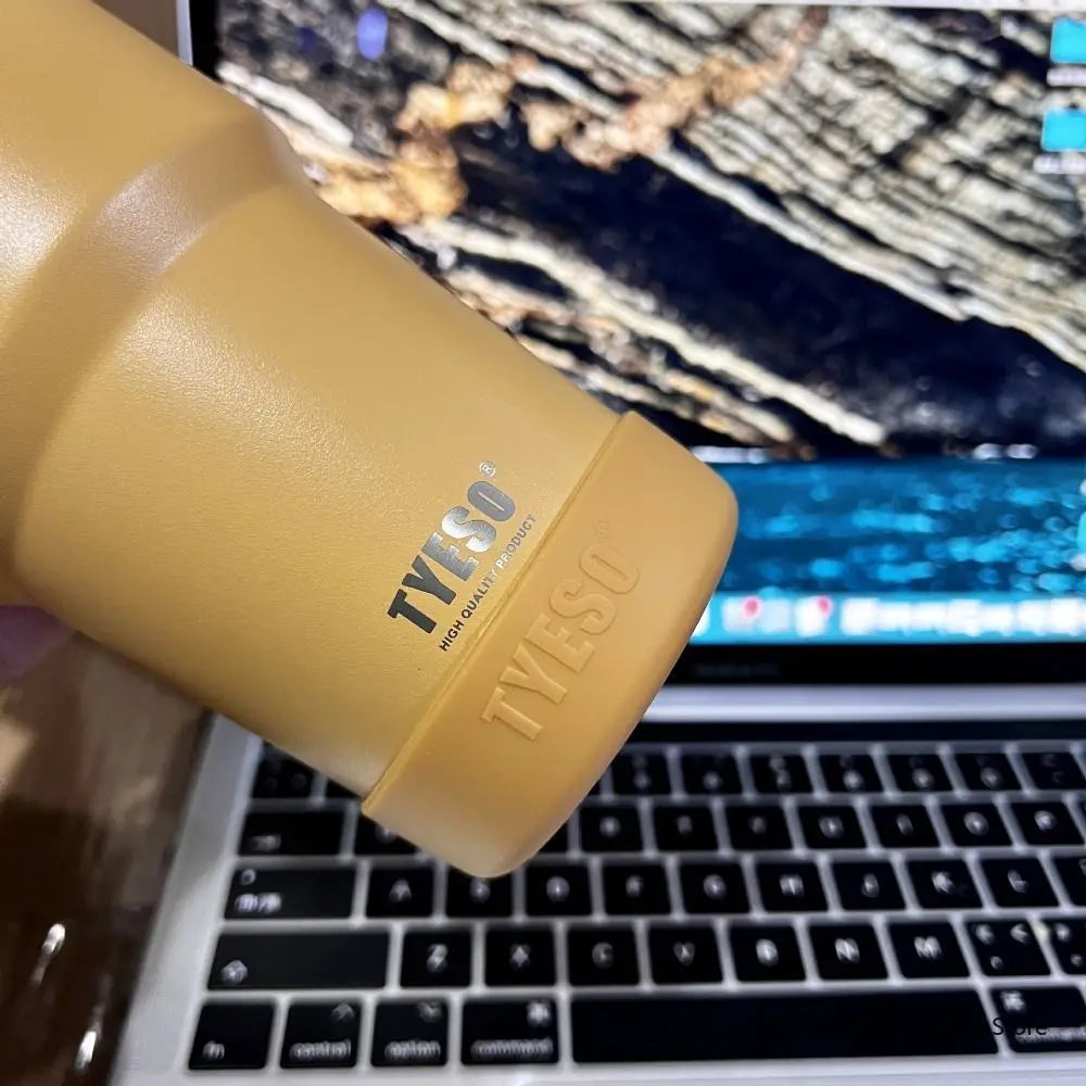 Universal Silicone Anti-Slip Bottom Cover – Sleeve for Tyeso Water Bottle (71mm to 77mm Diameter)