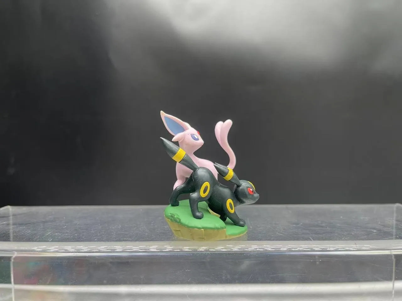 Pokemon Anime Umbreon & Espeon Figures — Cute Desktop Decorative Ornament for Kids, Fans, and Birthday Gifts