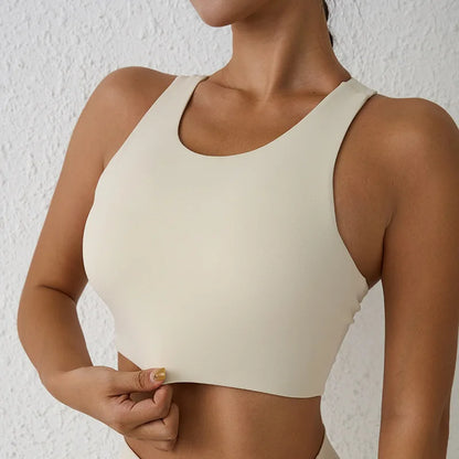 Comfort and Support: Solid Color Soft Women's Fitness Sports Bra Top - Cutout Back, High Strength Support with Chest Pad for Gym and Yoga Workouts