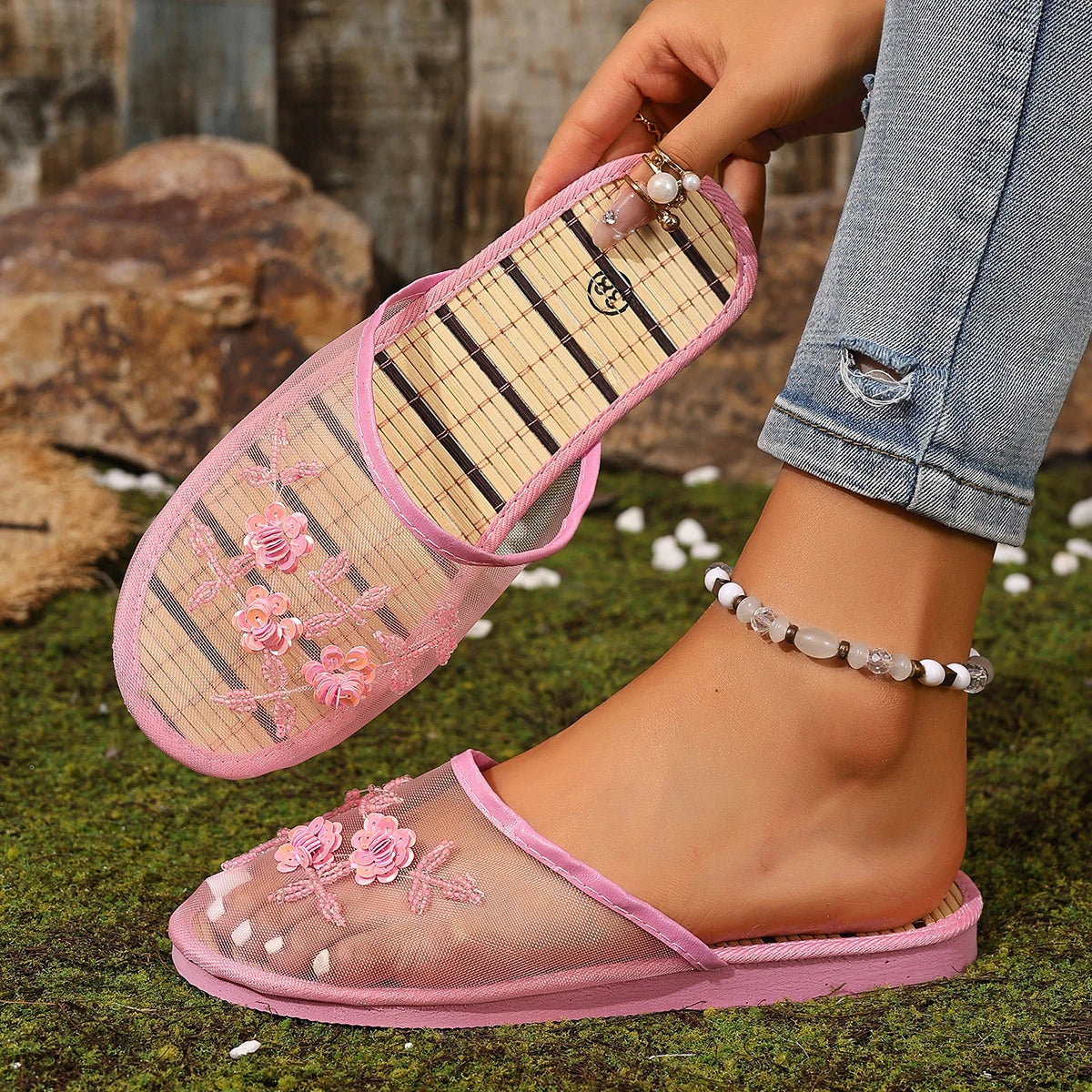 Women’s Embroidered Sequin Flower Mules - Breathable Mesh Closed-Toe Soft Sole Summer Sandals