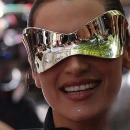 Oversized Futuristic Shield Sunglasses – Silver Mask Visor Eyeglasses for Women & Men, Y2K Punk Fashion Sun Glasses