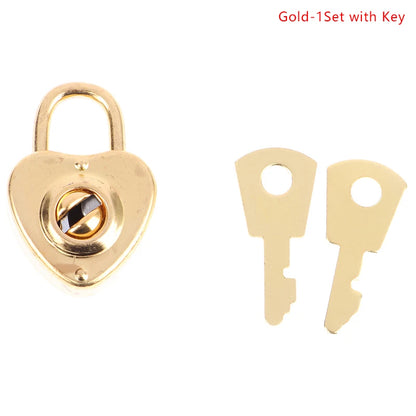 Vintage Heart-Shaped Metal Mini Padlock – Key Lock for Bags, Suitcases, and Luggage Boxes with Key