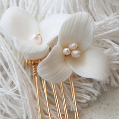Mini White Ceramic Flower Hair Combs – Simple Pearl Side Clips, Elegant Wedding Hairpins, Bride Headdress for Women