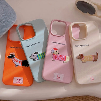 Cute Cartoon Dachshund iPhone Case – Litchi Texture Cover for iPhone 11–17 Pro/Pro Max/Plus/XS Max/XR