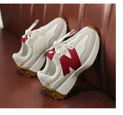 Children's Trendy Cushioned Sports Shoes - Soft Sole Lace-Up Running & Basketball Shoe
