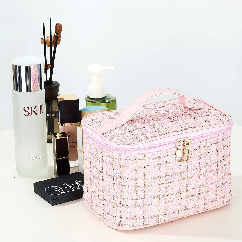 Korean-Style Large Cosmetic Bag – Instagram-Inspired Chanel-Style Ladies’ Handheld Toiletry Organizer