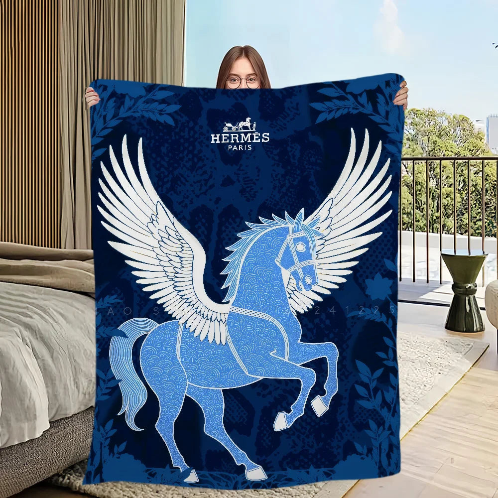 Luxury Plush Fashion Blanket – Soft Warm Flannel for Sofa, Bedroom, Office & Travel Gift