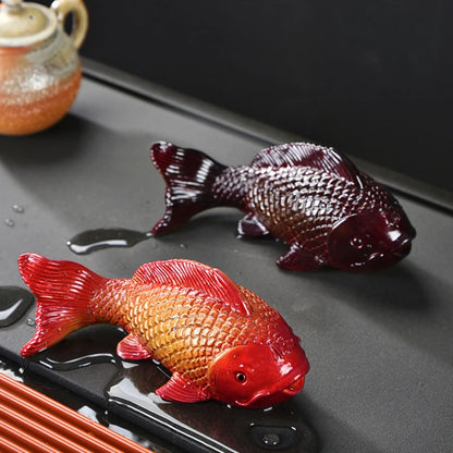 Colour-Changing Koi Carp Tea Table Ornaments – Creative Zen Desktop Decorations, Two Fish Report Happiness Teaware Accessories