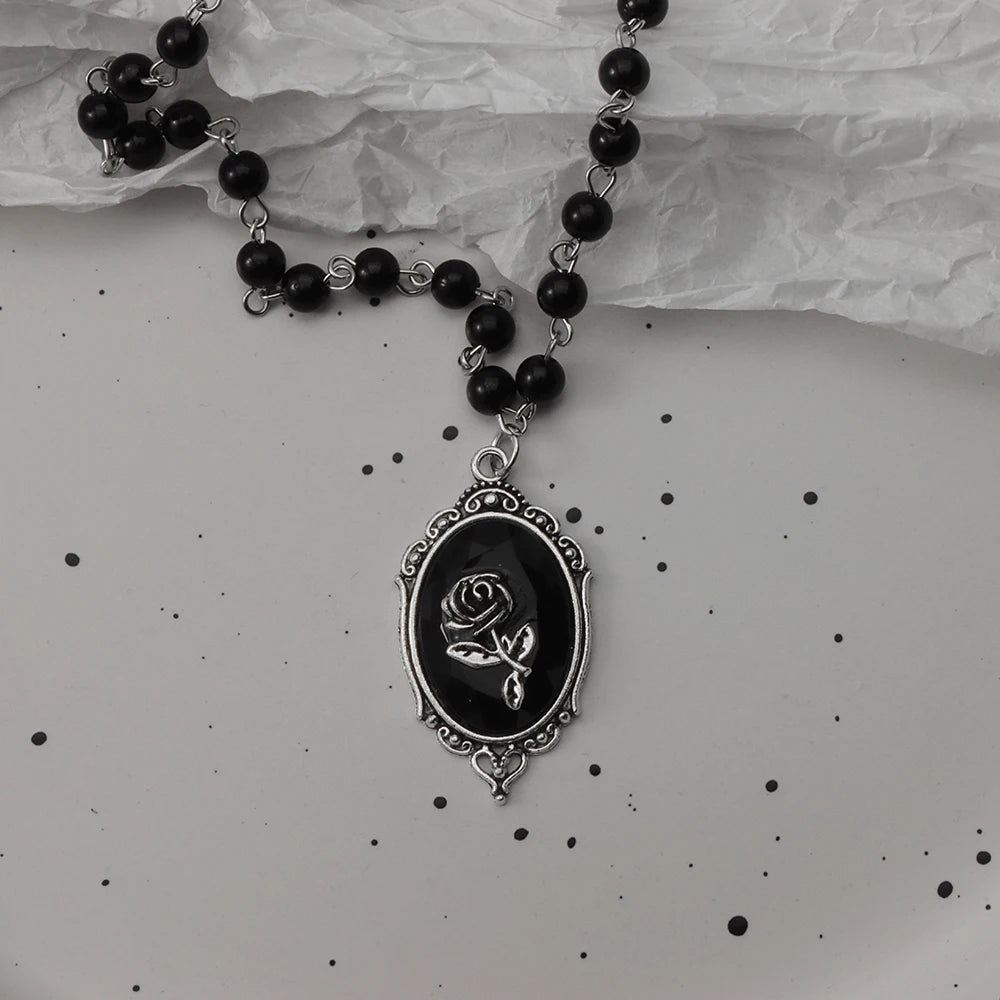 Gothic Bat Cross Necklace Set - Y2K Thorn Love Black Beaded Layered Jewelry for Halloween Parties