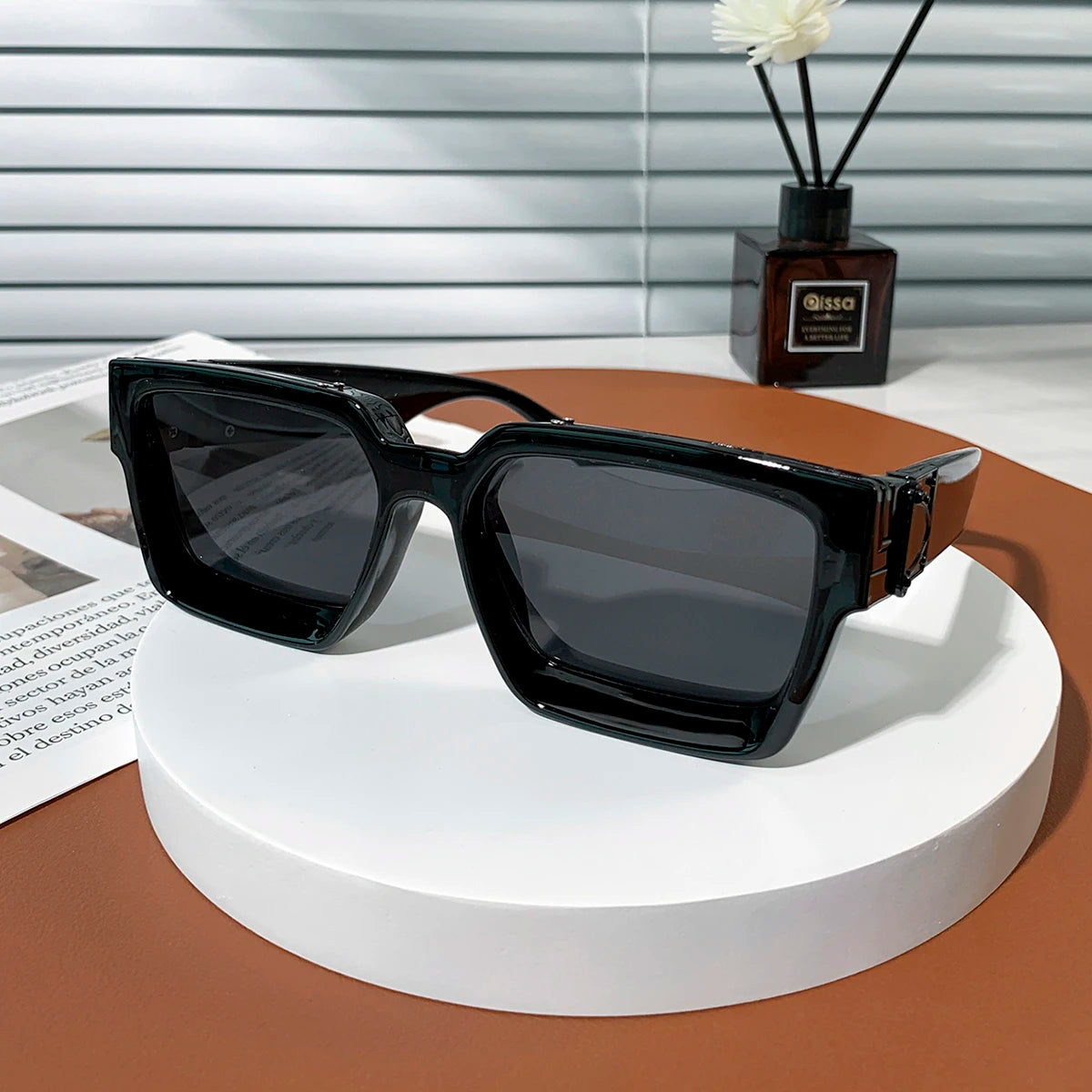 Ruiao Retro Black Millionaire Sunglasses – Luxury Square Designer Shades for Men & Women (2024)