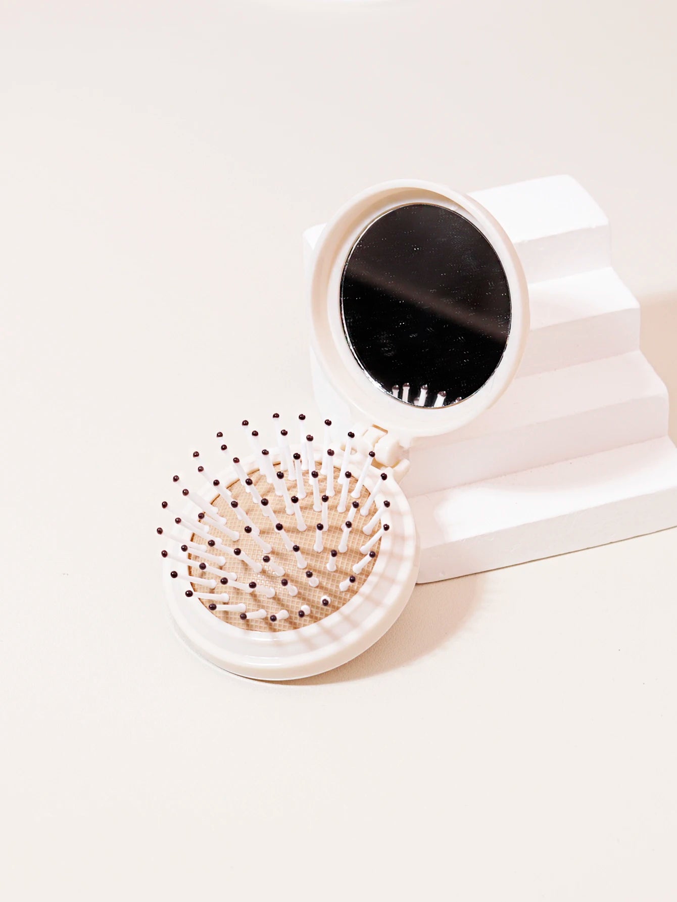 Mini Folding Head Massager & Mirror – Anti-Static Styling Comb for Wigs, Portable Travel Hair Brush