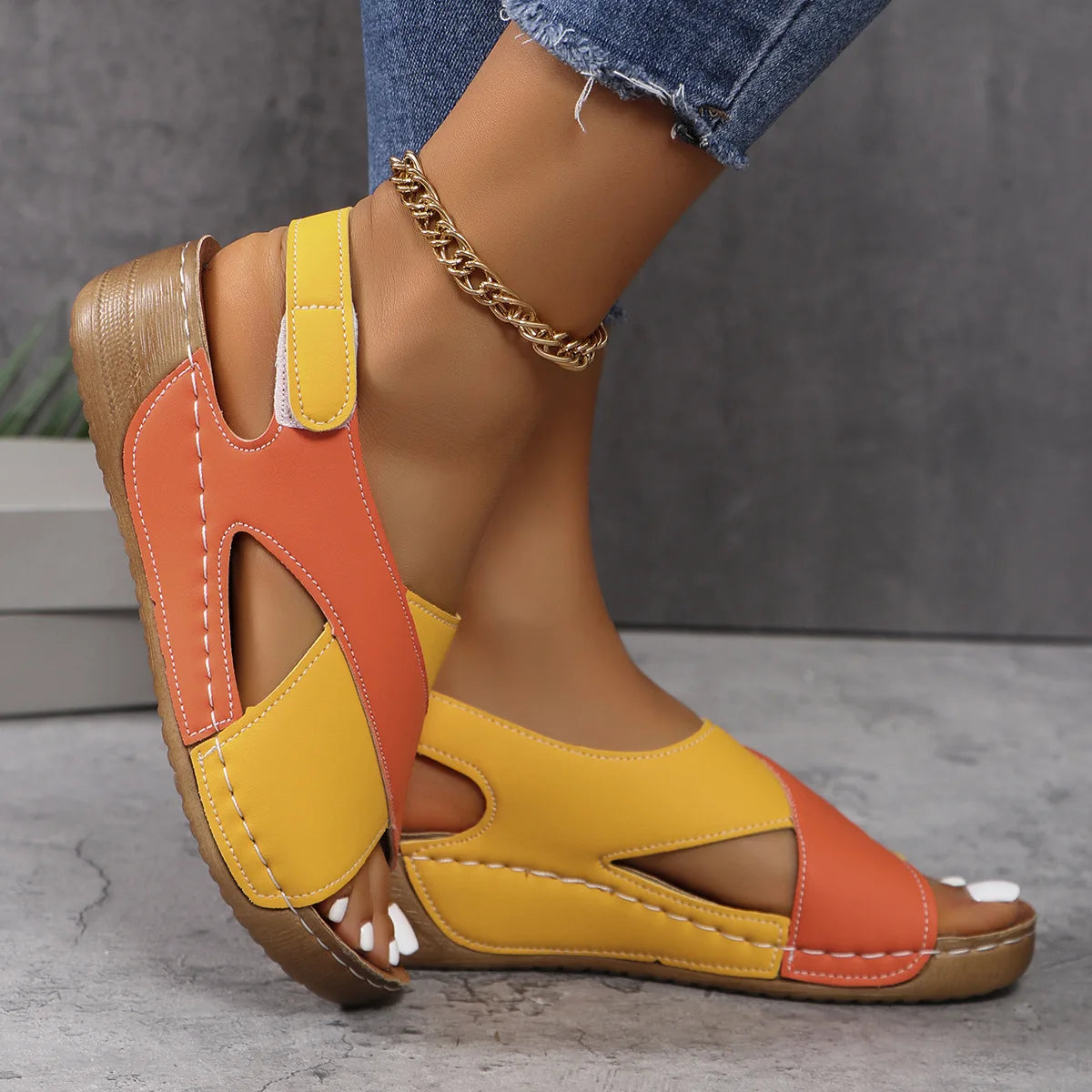 New Women's Contrast Color Wedge Sandals – Comfortable Peep Toe Non-Slip Platform Beach Shoes