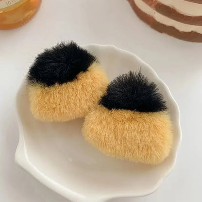 New Cartoon Animal Hair Clip – Cat Ear Plush Hair Claw for Women & Girls Winter Hair Accessory