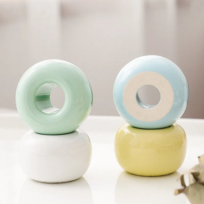 Creative Ceramic Pen Holder — Minimalist Desktop Organizer for Pens, Brushes & Office or Home Decor