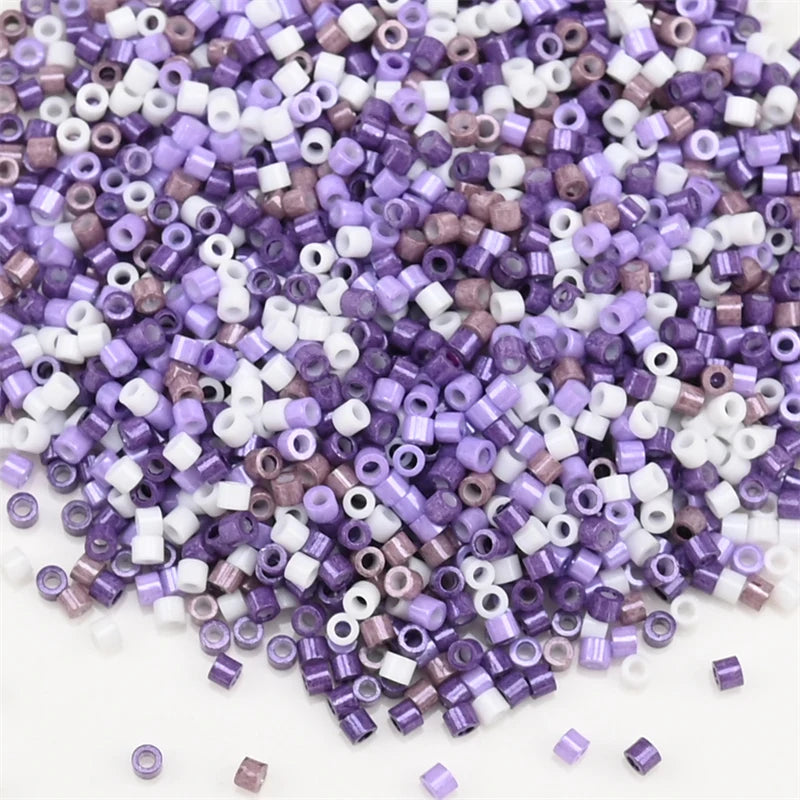 1000Pcs 1.6x1.3mm Japan Glass Seed Beads 11/0 – Cylindrical Loose Beads for DIY Statement Jewelry Making (5g Pack)