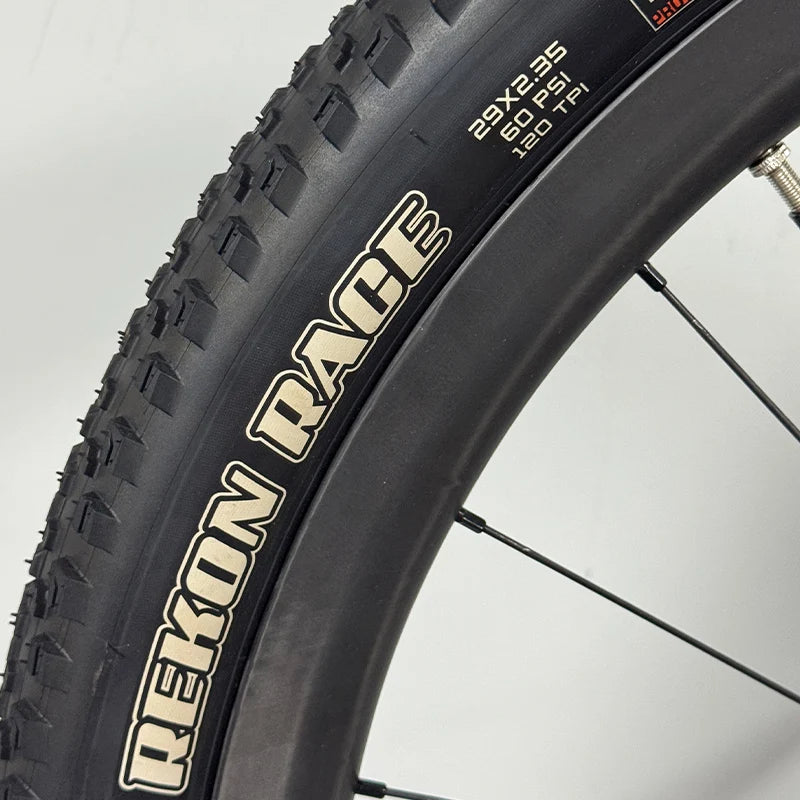 Maxxis 29-Inch MTB Tire - Foldable Tubeless-Ready XC Off-Road Bicycle Tyre, 29x2.25, 29x2.35 & 29x2.4