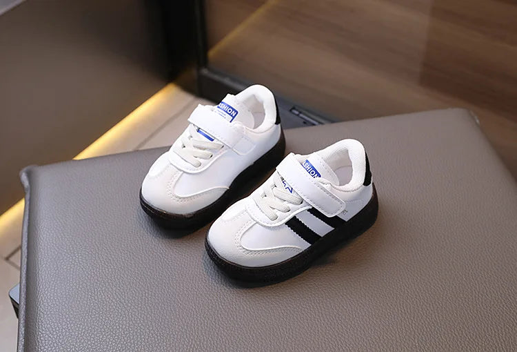 Toddler & Kids White Sneakers — Fashionable Non-Slip Walking Shoes for Boys & Girls, Breathable Outdoor Sport Casual Shoes