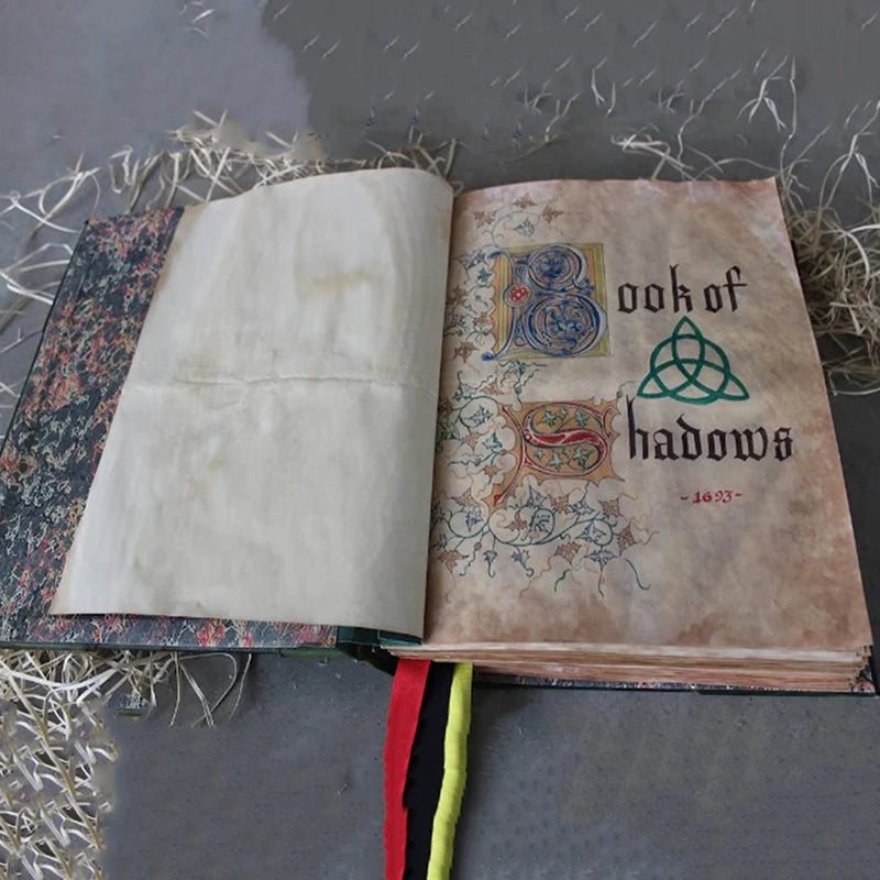 Book of Shadows Journal – Green Cover Bound Blank & Lined, 350 Pages for Spells & Records, Retro Gift Spellbook