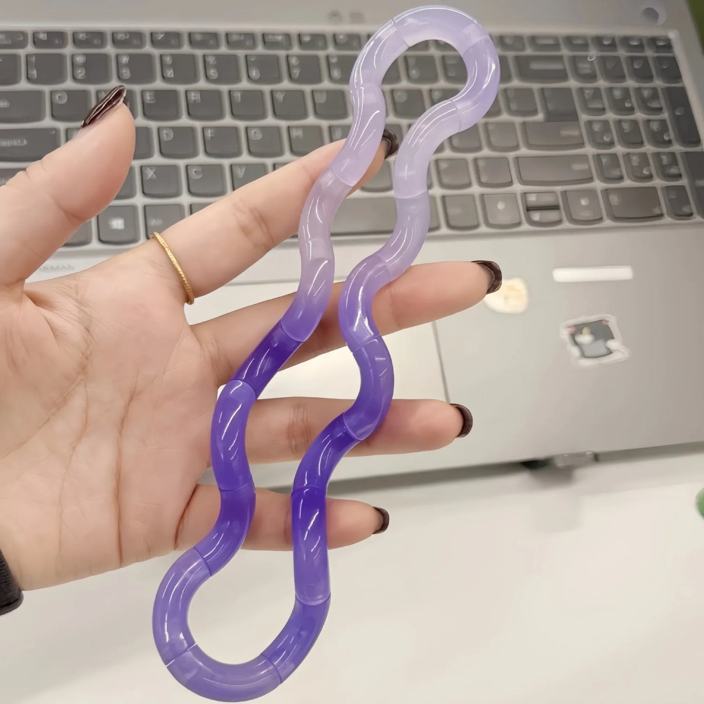 Tangle Fidget Rope Toy - Color Changing Stress Relief & Sensory Party Gift