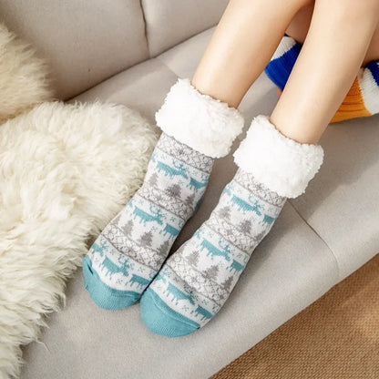 Women’s Christmas Fuzzy Socks – Winter Warm Thermal Non-Slip Fluffy Floor Slippers, Soft Indoor Home Gift