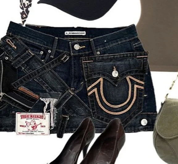 Gothic High-Waisted Y2K Denim Mini Skirt – Retro Patchwork Pleated Skirt with Letter Embroidery for Women