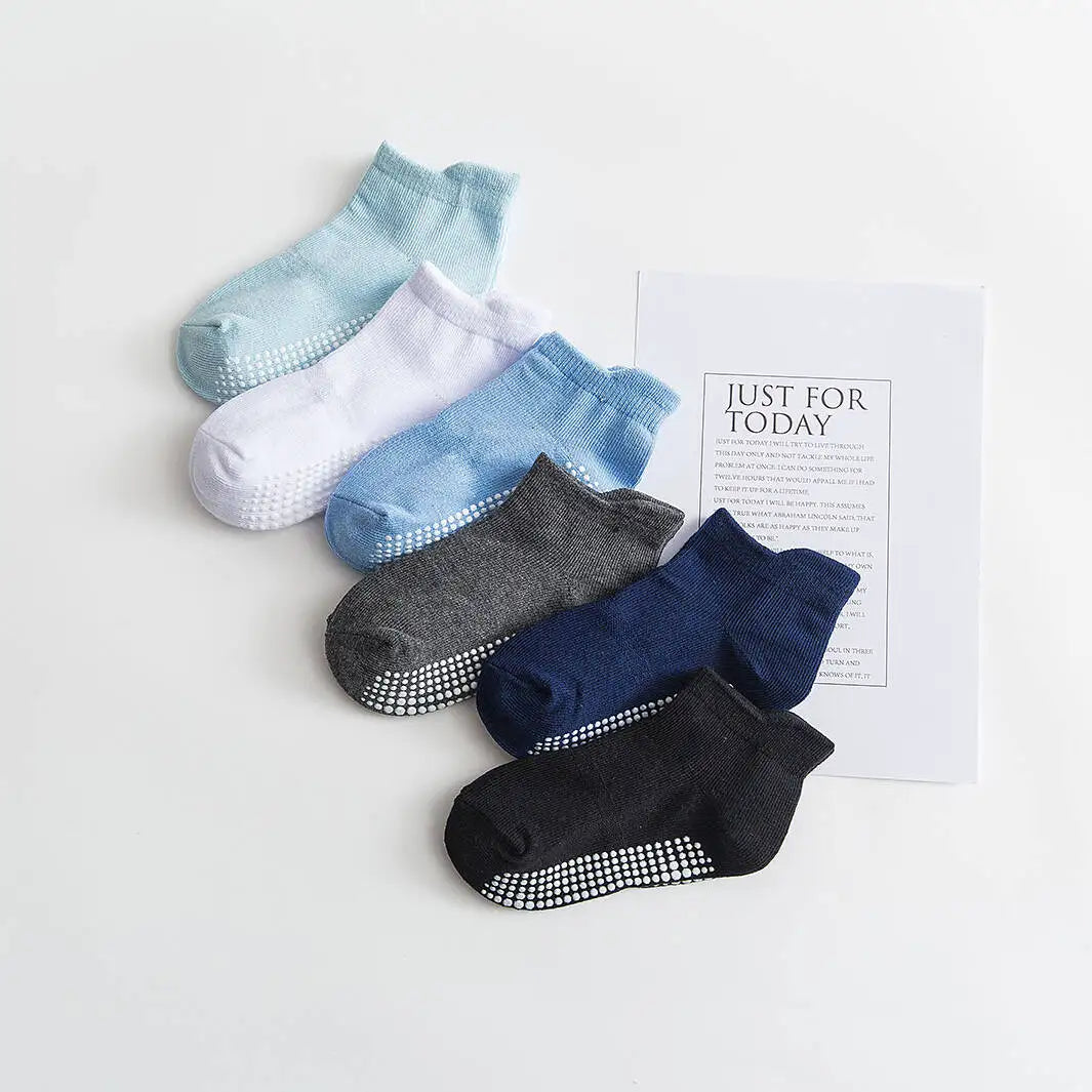 6 Pairs/lot Cotton Children's Anti-Slip Boat Socks: Low Cut Floor Socks with Rubber Grips for Boys & Girls, Ages 0 to 6 Years - All-Season Wear