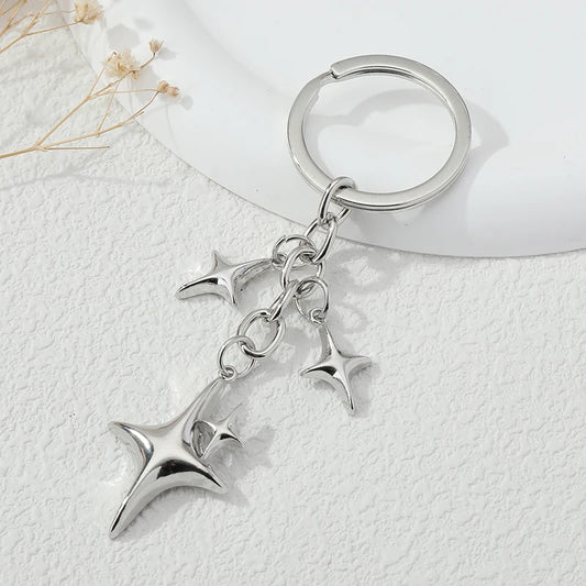 Y2K Star & Moon Metal Keychain – Handmade Friendship Key Ring for Women & Men Handbag Decoration