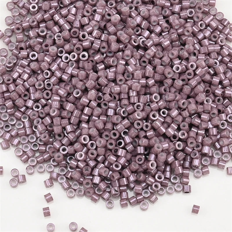 1000Pcs 1.6x1.3mm Japan Glass Seed Beads 11/0 – Cylindrical Loose Beads for DIY Statement Jewelry Making (5g Pack)