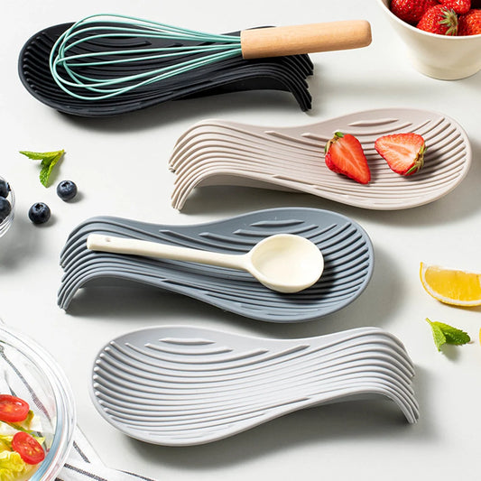 Silicone Insulated Spoon Holder Placemat – Heat Resistant Kitchen Utensil Rest & Cutlery Storage Mat (1/4 Pcs)
