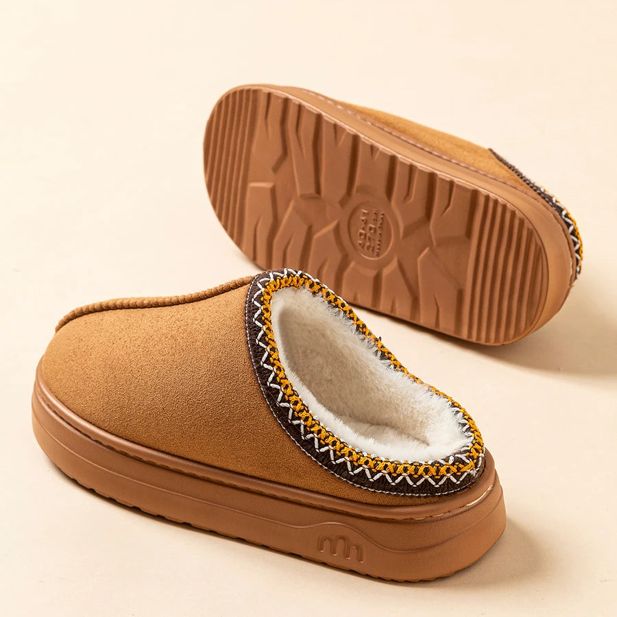 Winter Women's Slippers – Fashionable Fuzzy Fur, Anti-Slip Soft Sole, Warm Indoor & Outdoor Plush Houseshoes for Men & Women